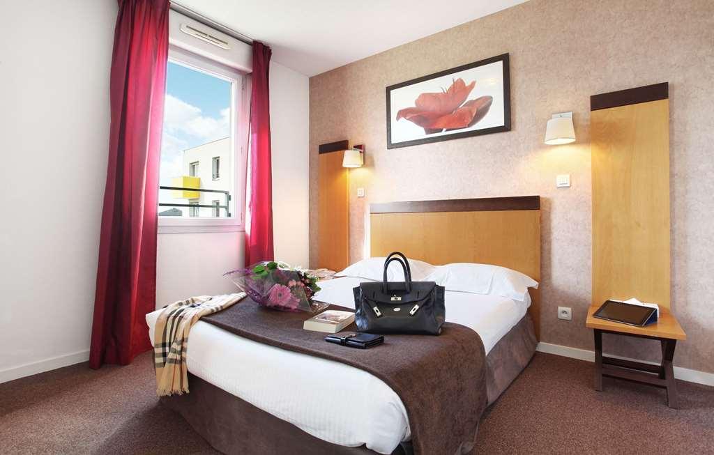 Appart'Hotel Odalys City - Bioparc Lyon Est Лион Стая снимка