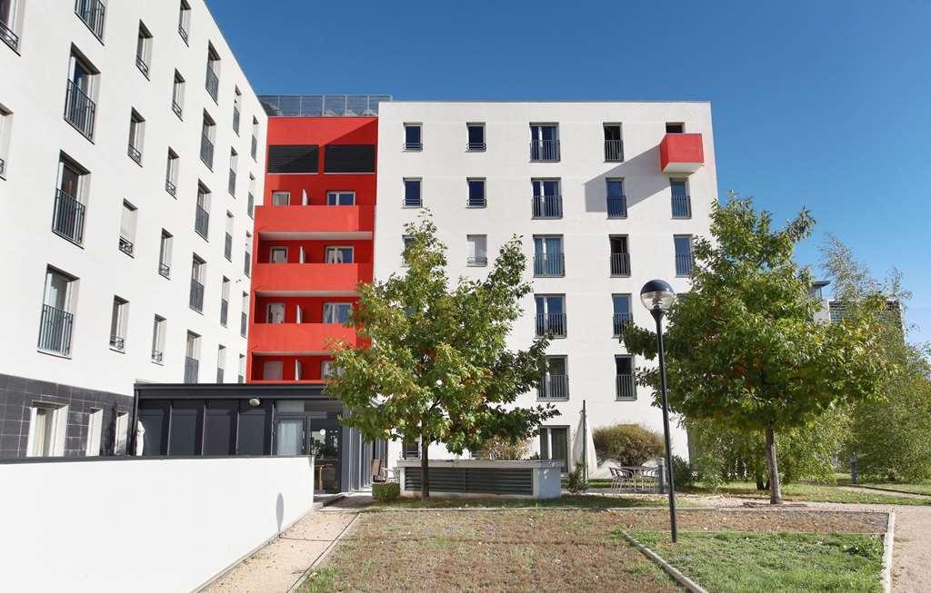Appart'Hotel Odalys City - Bioparc Lyon Est Лион Екстериор снимка
