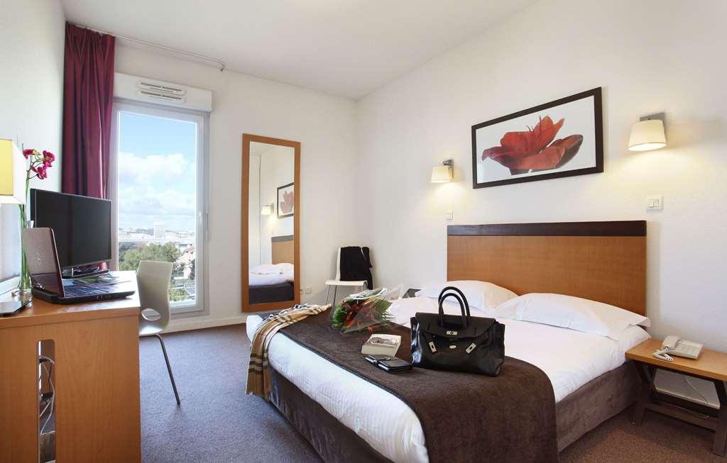 Appart'Hotel Odalys City - Bioparc Lyon Est Лион Стая снимка