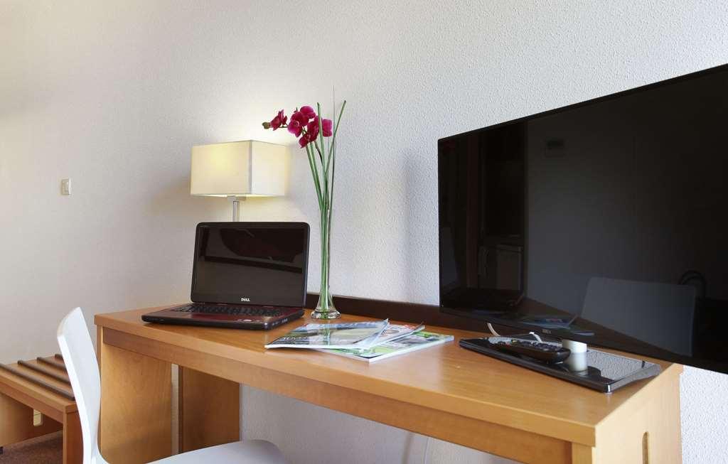 Appart'Hotel Odalys City - Bioparc Lyon Est Лион Стая снимка