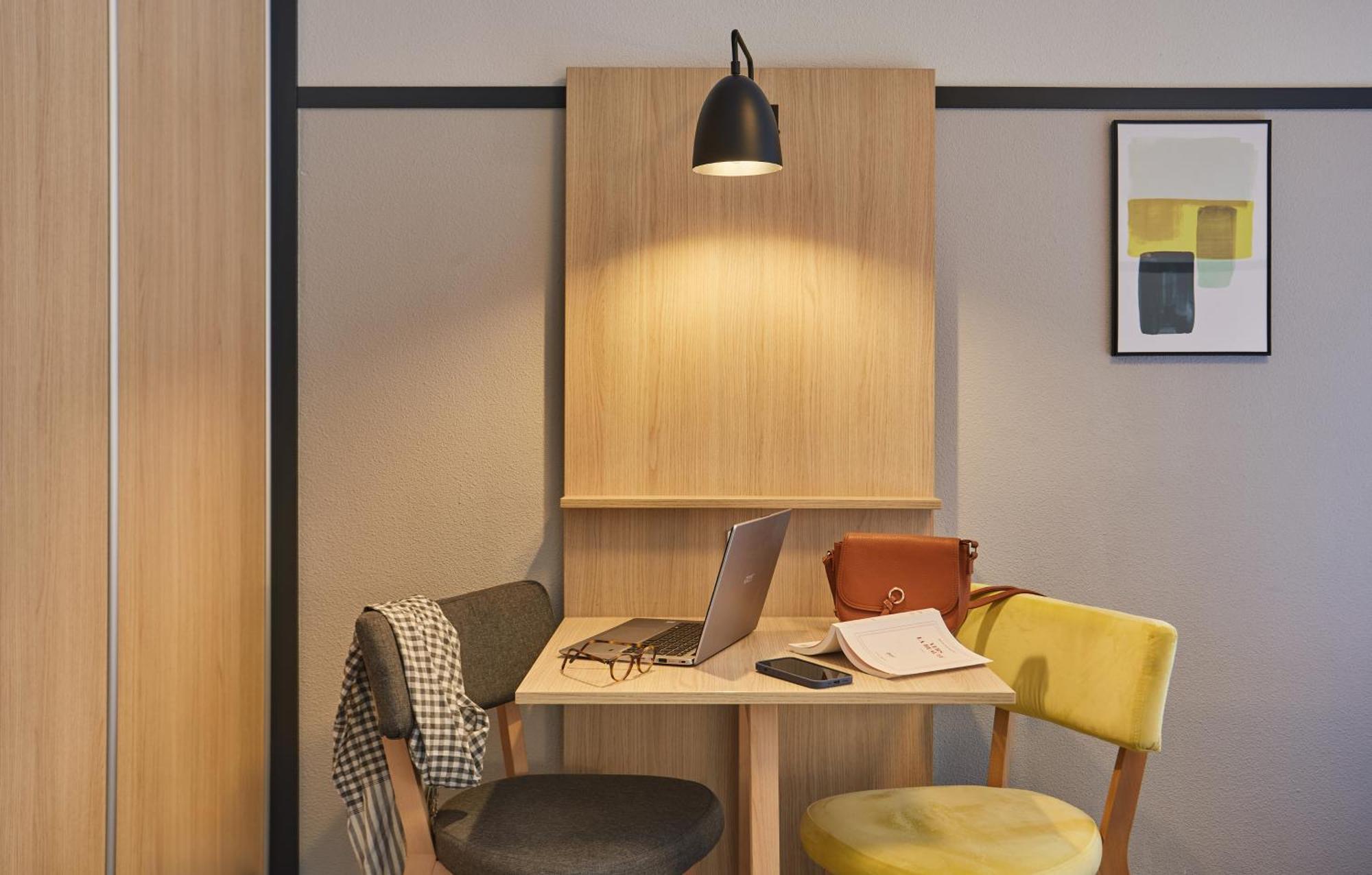 Appart'Hotel Odalys City - Bioparc Lyon Est Лион Екстериор снимка