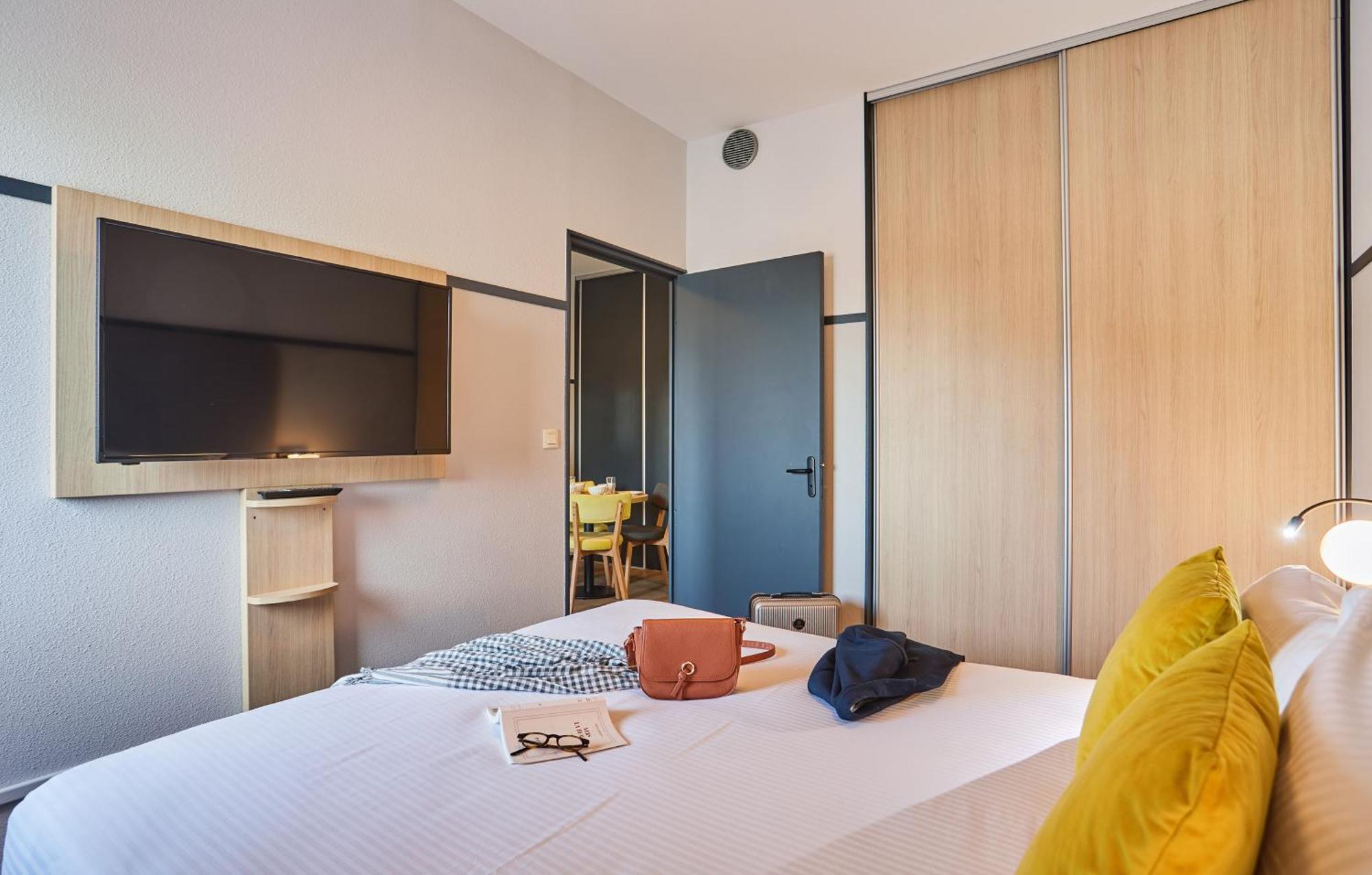 Appart'Hotel Odalys City - Bioparc Lyon Est Лион Екстериор снимка