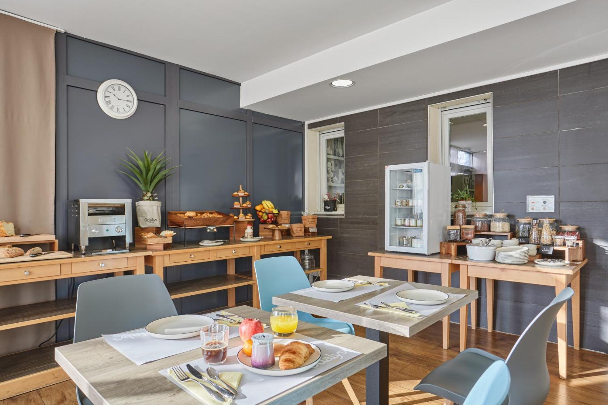 Appart'Hotel Odalys City - Bioparc Lyon Est Лион Екстериор снимка