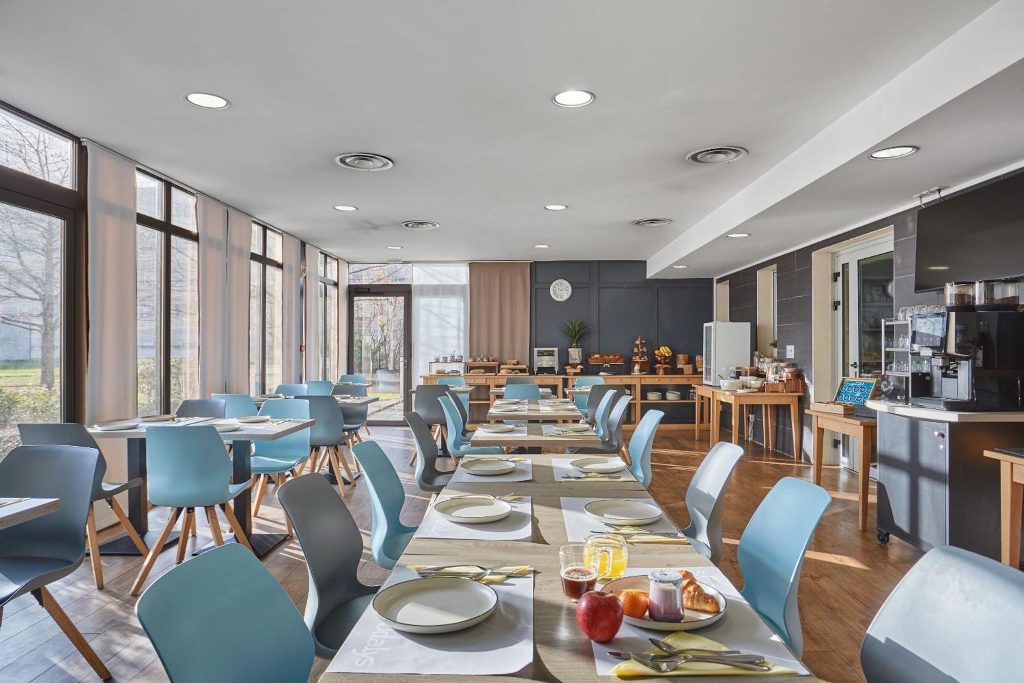Appart'Hotel Odalys City - Bioparc Lyon Est Лион Екстериор снимка