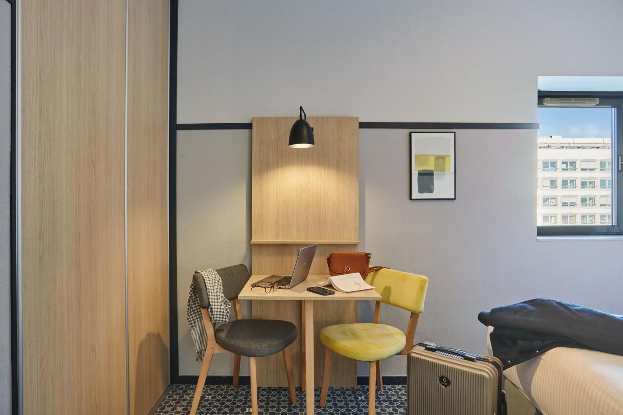 Appart'Hotel Odalys City - Bioparc Lyon Est Лион Екстериор снимка