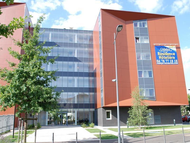 Appart'Hotel Odalys City - Bioparc Lyon Est Лион Екстериор снимка