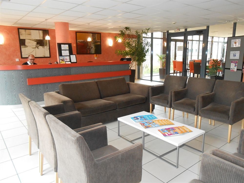 Appart'Hotel Odalys City - Bioparc Lyon Est Лион Екстериор снимка